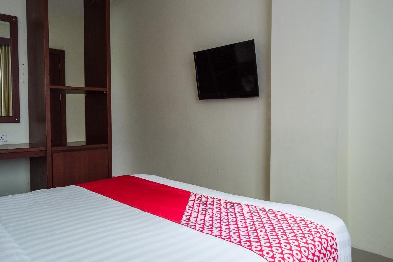 Aviari Hotel Batam Exterior foto
