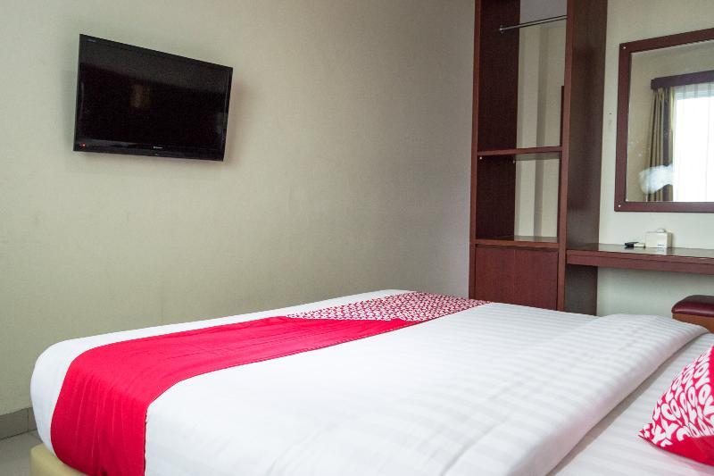 Aviari Hotel Batam Exterior foto